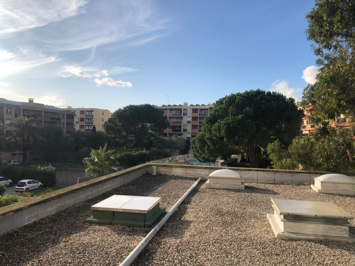 La Cle -Climatisation - Parking Prive - Ideale - Professionnels - Familles - Amis Hyères Kültér fotó